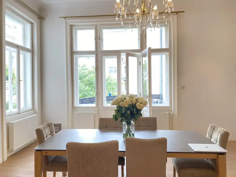 Mag. Jelena Pirker, ÖRAG Immobilien Vermittlung GmbH