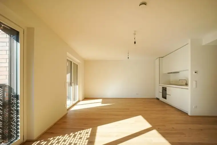 Großzügige 4-Zimmer Wohnung mit zwei Balkone nahe Kardinal-Nagl-Platz in 1030 Wien zu mieten