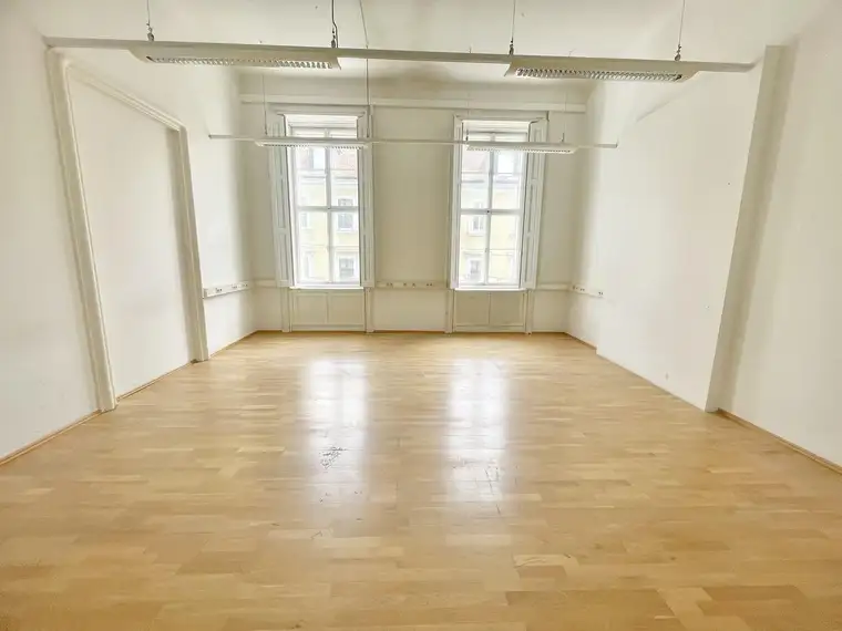 Großzügige Bürofläche in der Nähe des Grazer- Stadtpark, zu mieten!