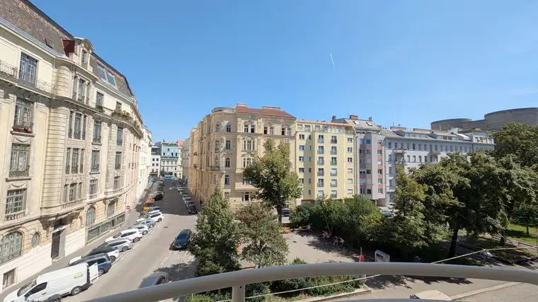 Christian Spassov, ÖRAG Immobilien Vermittlung GmbH