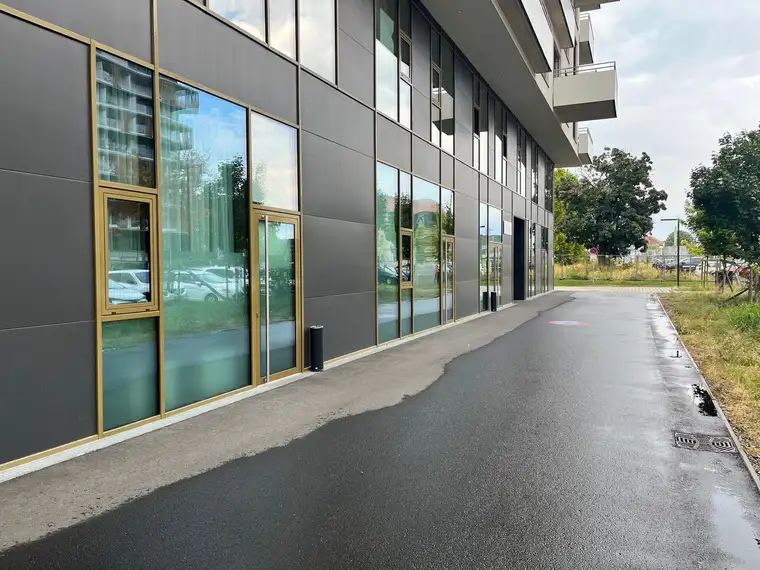 Geräumige Bürofläche auf zwei Ebenen - zu vermieten - in Reininghaus - 8020 Graz