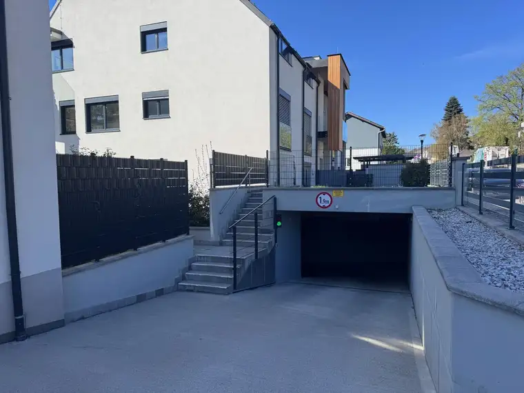 Freier Stellplatz direkt an der Hauptstraße! Jetzt Stellplatz in der modernen Tiefgarage ANNINGER VIEW sichern – 2 Monate keine Betriebskosten! - provisionsfrei zu kaufen in 2371 Hinterbrühl