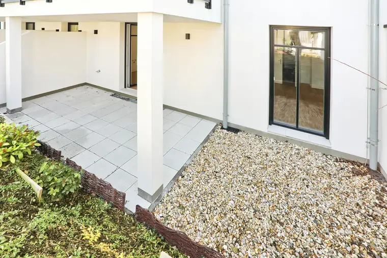 Gartenwohnung in historischem Ambiente - 2 Zimmer, 50 m² Eigengarten - zu kaufen in 1130 Wien