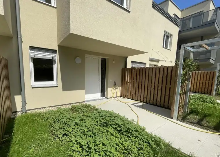 LIESINGBACH - Green Townhouse-Feeling für Familien - 5 Zimmer Maisonette mit Terrasse und Eigengarten - provisionsfrei zu kaufen in 1230 Wien