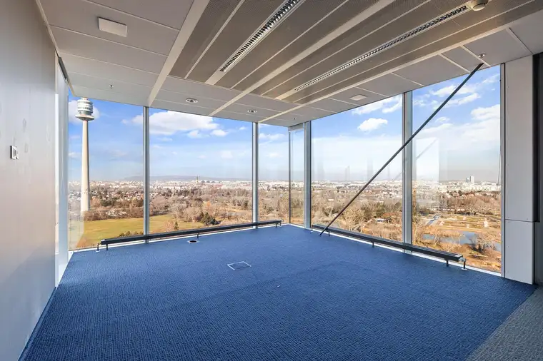 Büroflächen im Saturn Tower in 1220 Wien zu mieten