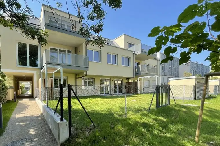 Family Living: 3 Zimmer, Terrasse und großer Eigengarten - bezugsfertig zu kaufen in 1230 Wien