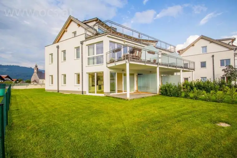 Schöne 3 Zimmerwohnung mit Terrasse und Garten