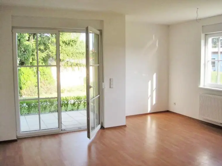 Großzügige 3 Zimmerwohnung mit Balkon