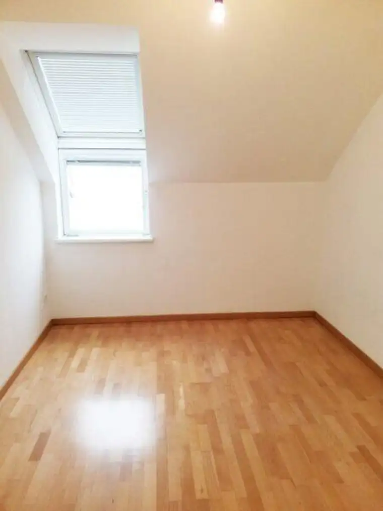 Geförderte 4-Zimmerwohnung mit Balkon! Kaufoption!