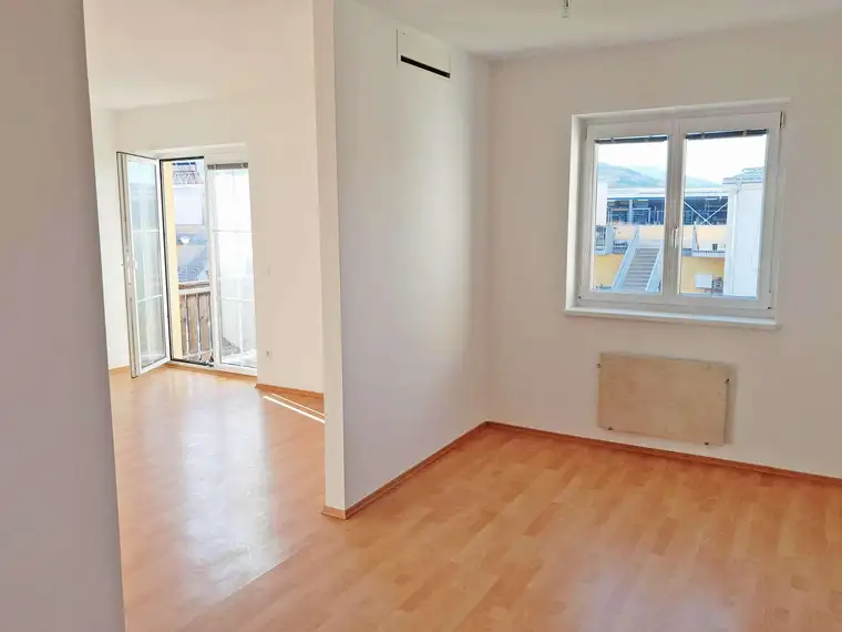 Geförderte 4-Zimmerwohnung mit Balkon inkl. KFZ-Stellplatz