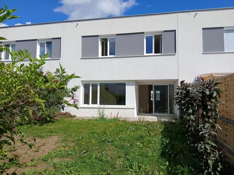 Reihenhaus mit 4 Zimmern, Garten, Terrasse &amp; Loggia - Miete mit Kaufoption