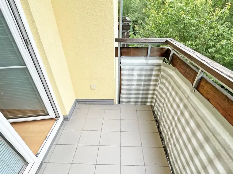 Günstige 2 Zimmerwohnung mit Balkon