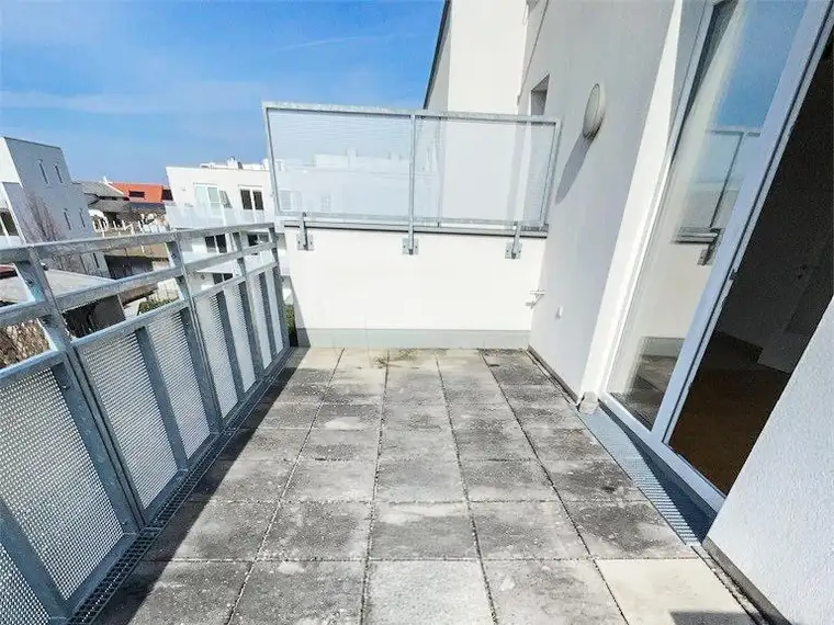 2-Zimmerwohnung mit 37 m² Terrasse in Heiligeneich - Wohnzuschuss möglich