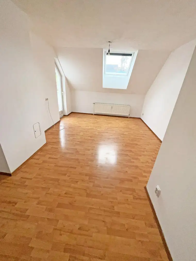 3-Zimmerwohnung mit Terrasse in Biberbach!