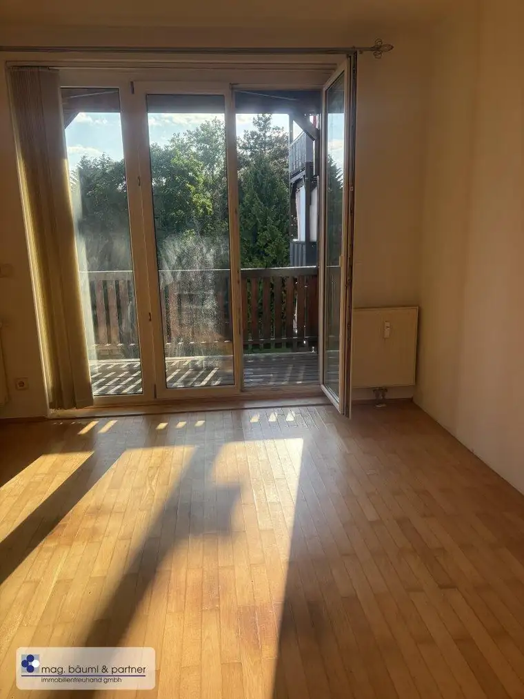 2 Zimmer mit Aussenfläche und Grünblick - in der Stadtmitte