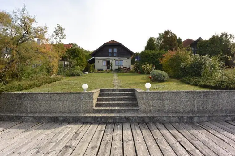 RESERVIERT! S/S/S Sommer Sonne Seevergnügen! Wohnen am SEE mit unverbaubarem Fernblick -Traumlage!