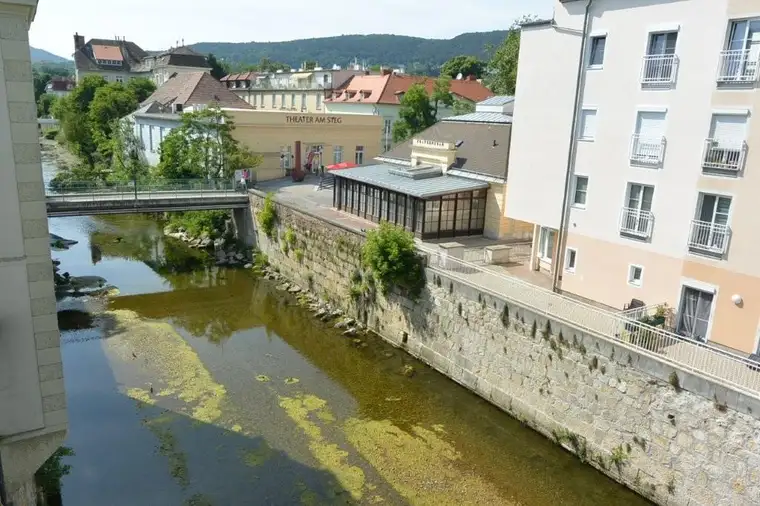 Zentral gelegene helle, ruhige 2 Zimmerwohnung ca. 45 m² beim Josefplatz!
