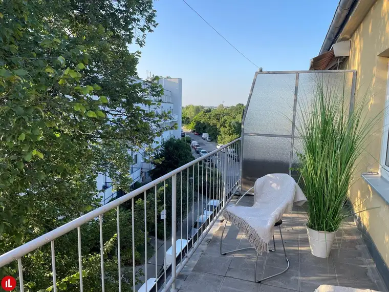 PREISHIT | 2 Zimmer Dachterrassenwohnung in Schwechat | direkt beim Einkaufszentrum | voll möbliert | EUR 179.000,-