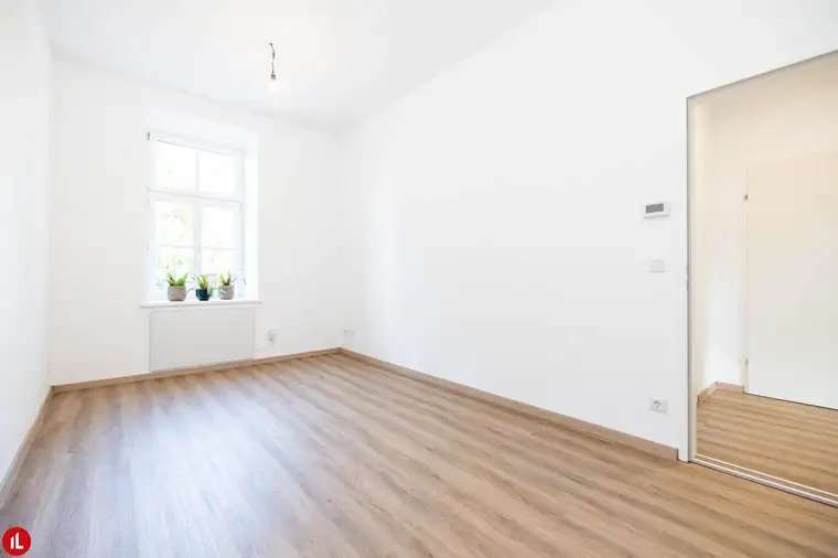 Moderne Büro-/Praxisfläche in Schwechat – Ideal für kreative Köpfe | Toplage