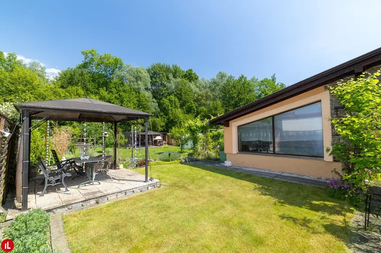 Bungalow mit traumhafter Grünoase, | 1043m² Grundstück | Werkstatt | Wellnessbereich | Wohnen, Entspannen und Genießen in bester Grünruhelage!