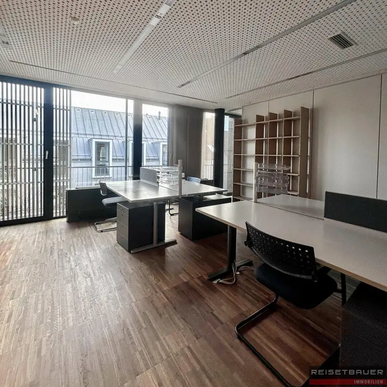 Moderne Bürofläche im Dachgeschoss in sehr guter Lage von Urfahr
