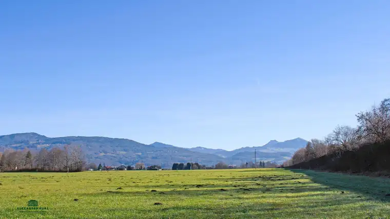 Grundstück mit Altbestand im Süden von Salzburg