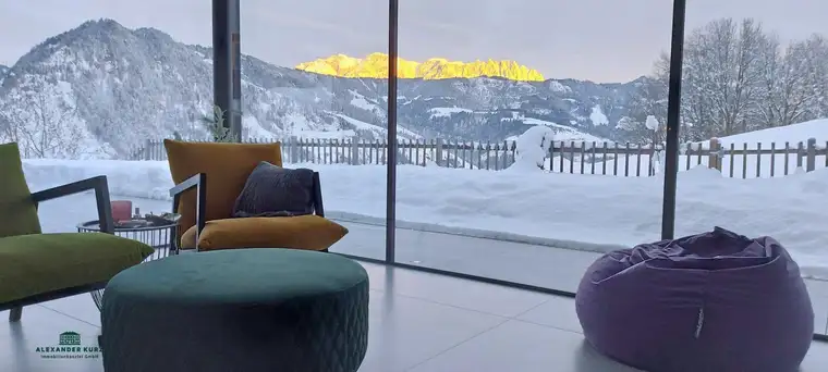 Neubau Ski amadé, am Grünland mit Panoramablick auf die Alpen