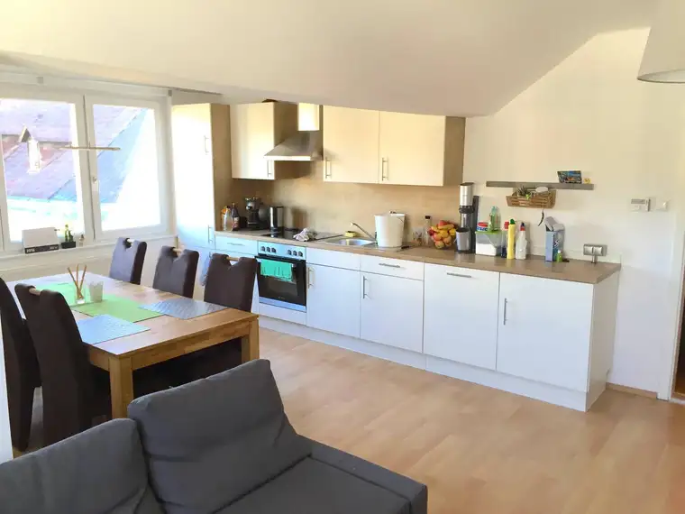 Sehr sonnige 3-Zimmerwohnung mit schönem Ausblick - im Stadtzentrum