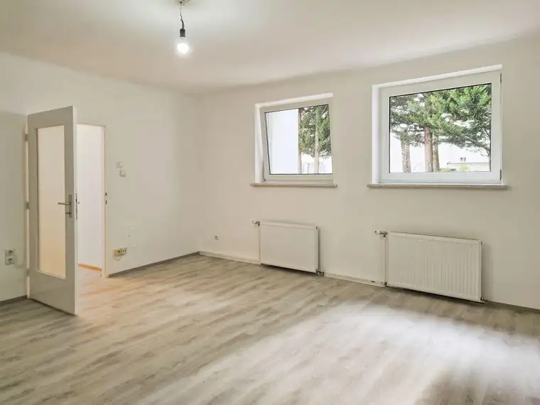 *** RESERVIERT ***
CANALETTOG. 8 - NEU RENOVIERT: NÄHE BAHNHOF MEIDLING