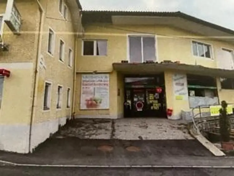 Zentrum St.. Leondhard M Widmung mit Altbestand- leerstehendes Gewerbeobjekt plus Wohnhaus und Trafik