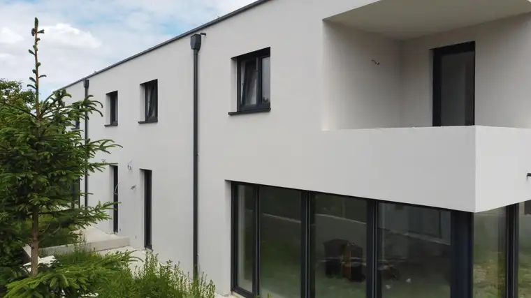 Neubauprojekt im Stadtgebiet von Gmunden! Linke Seite Doppelhaus Modern Art of Living!