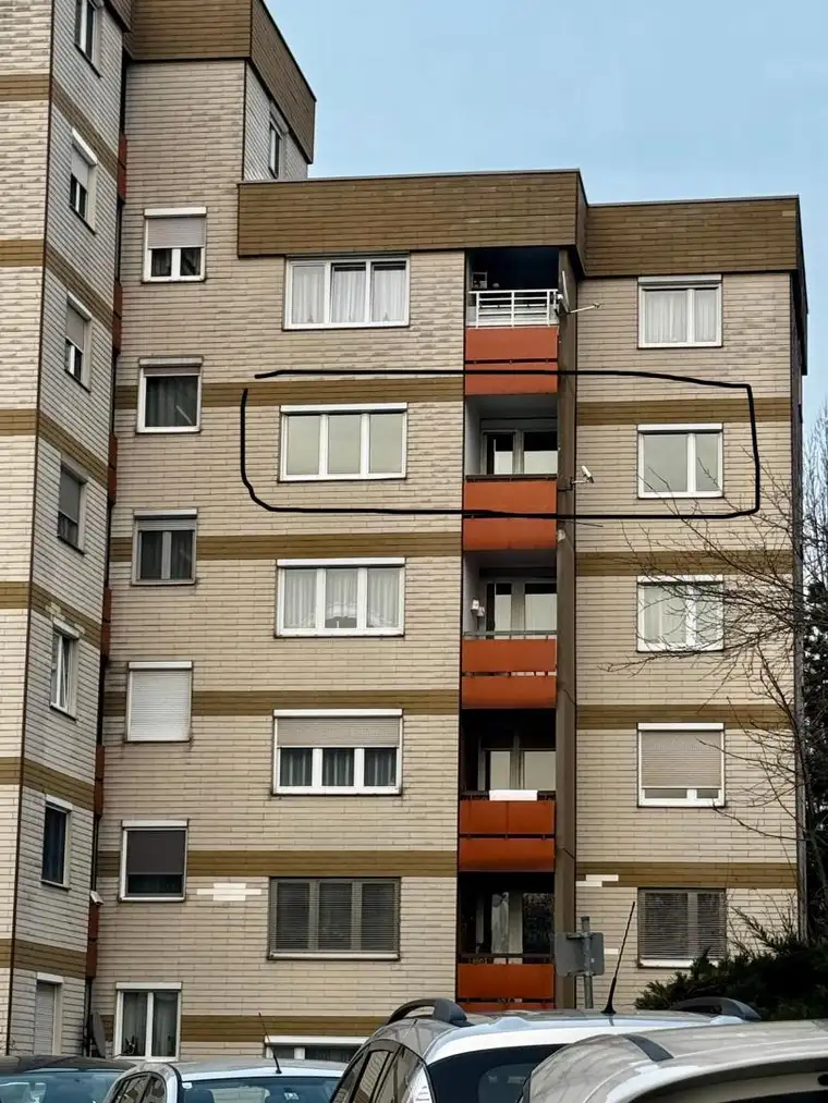 Einziehen &amp; wohlfühlen - Helle 3 Zimmer Wohnung mit Loggia &amp; Klima, modern saniert