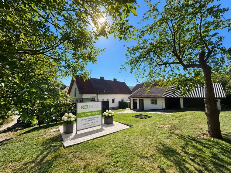 Großzügige Doppelhaushälfte in 2823 Pitten/Sautern – ruhige Waldrandlage, großer Garten &amp; Nebengebäude