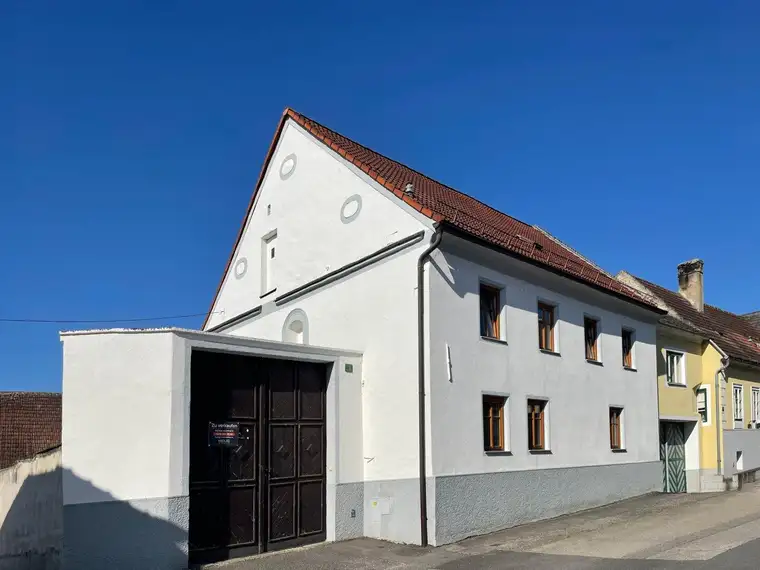 Perfekte Gelegenheit Ihren Arbeits- und Wohntraum zu verwirklichen!