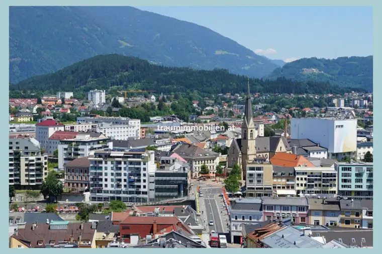 GROSSES BAUGRUNDSTÜCK MIT 1.764 M2