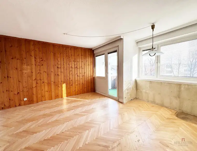sanierungsbedürftige 3 Zimmer Wohnung / Reichenau