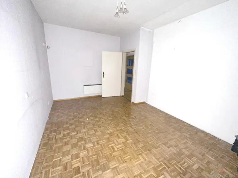 Sanierungsbedürftige Wohnung