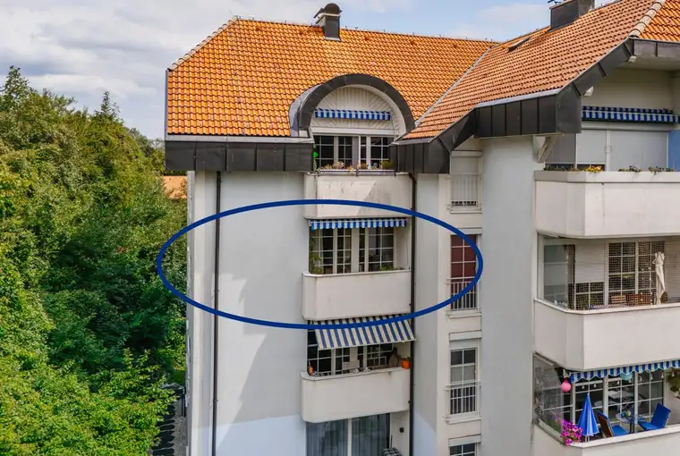 Lichtdurchflutete 3-Zimmer-Whg mit Loggia &amp; Naturblick