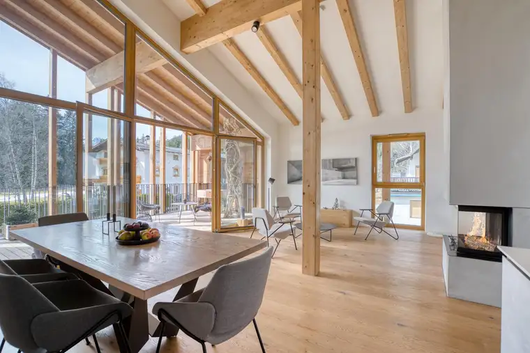 Hochwertiges Penthouse im "Alpen-Lodge-Style"