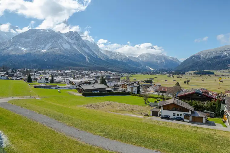 Großzügiges Panoramagrundstück in Ehrwald!
