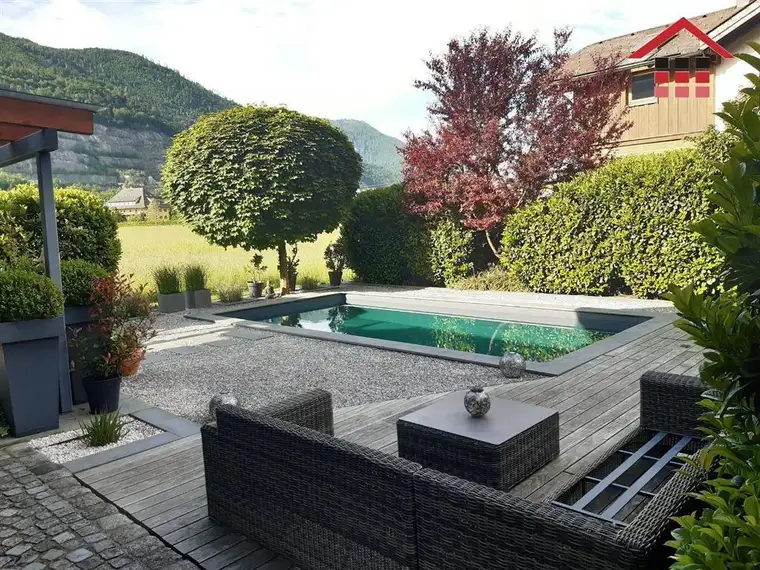 ID 986 Sehr gepflegtes Landhaus mit Pool in Ebensee