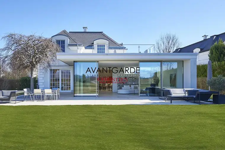Traumvilla direkt am See