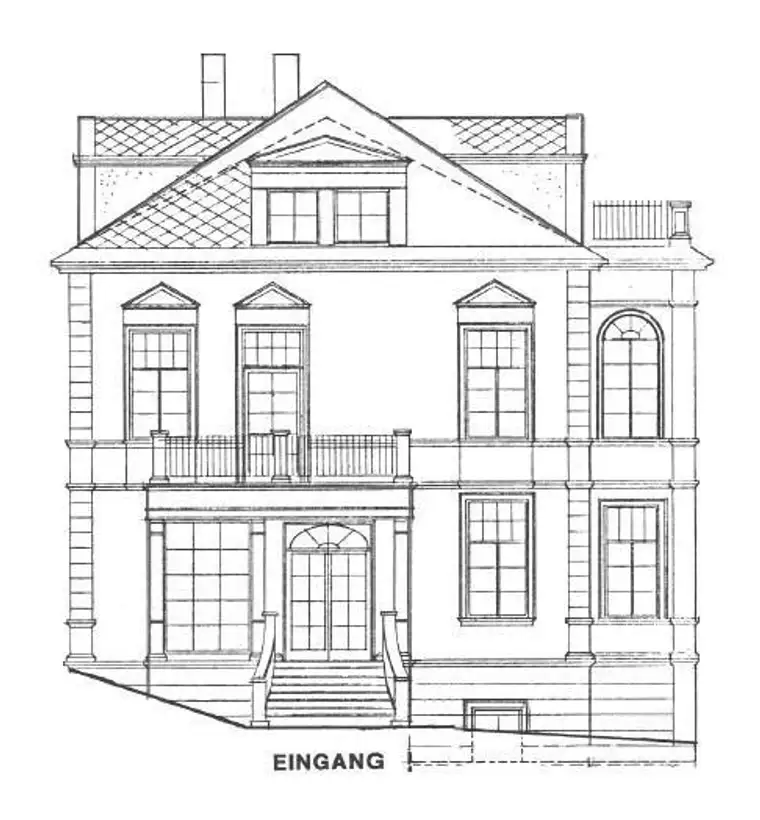 Klassische sanierungsbedürftige Villa
