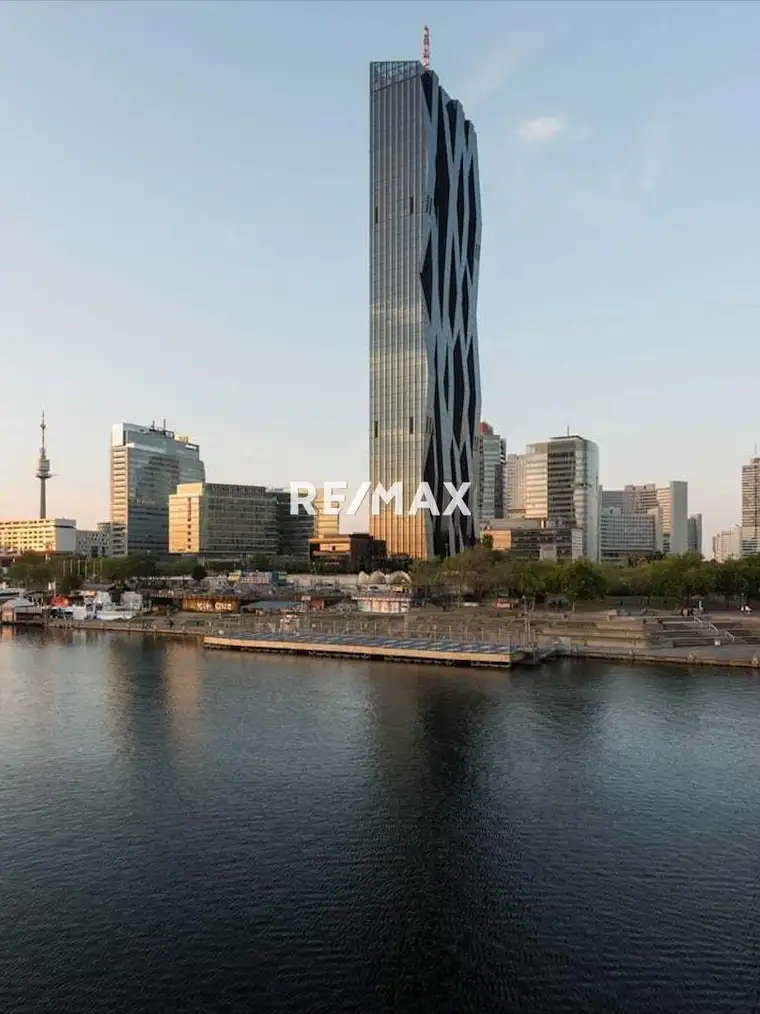 Büros im DC-Tower 14-300m² - Provisionsfrei