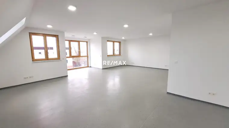 MODERNES 78 m² BÜRO - NEUBAU - in 2333 Leopoldsdorf zu MIETEN