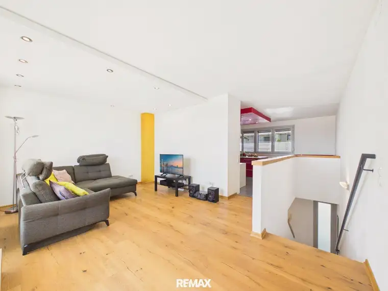 3-Zimmer-Wohnung mit Loggia, Terrasse &amp; Stellplatz in 1100 Wien – Top Lage!