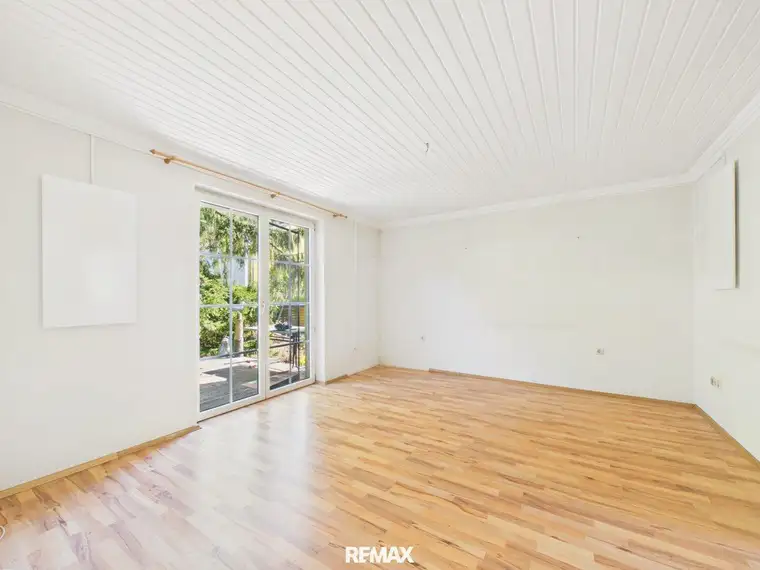 Einfamilienhaus mit Garten und Nebengebäude in Donnerskirchen