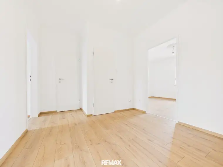 SCHWECHAT | HELLE 2-ZIMMER-WOHNUNG MIT BALKON | 56,41 M² – TOP 5