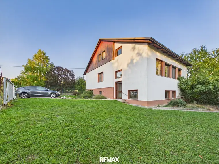 Einfamilienhaus mit ca. 170 m² Wohnfläche, 1.883 m² Grund &amp; zusätzlichem Bauplatzpotenzial