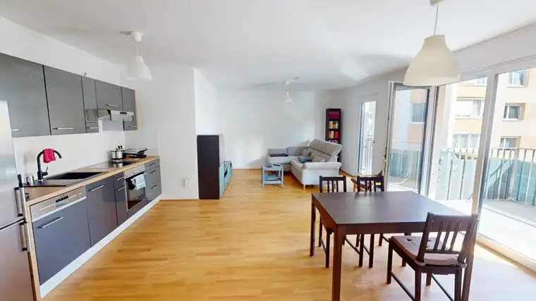 3 Zimmer-Wohnung mit Balkon &amp; inkl. 2 Garagenplätzen am Fuße des Bisambergs